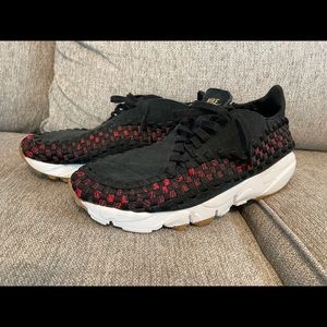 Nike woven footscape (wmns)